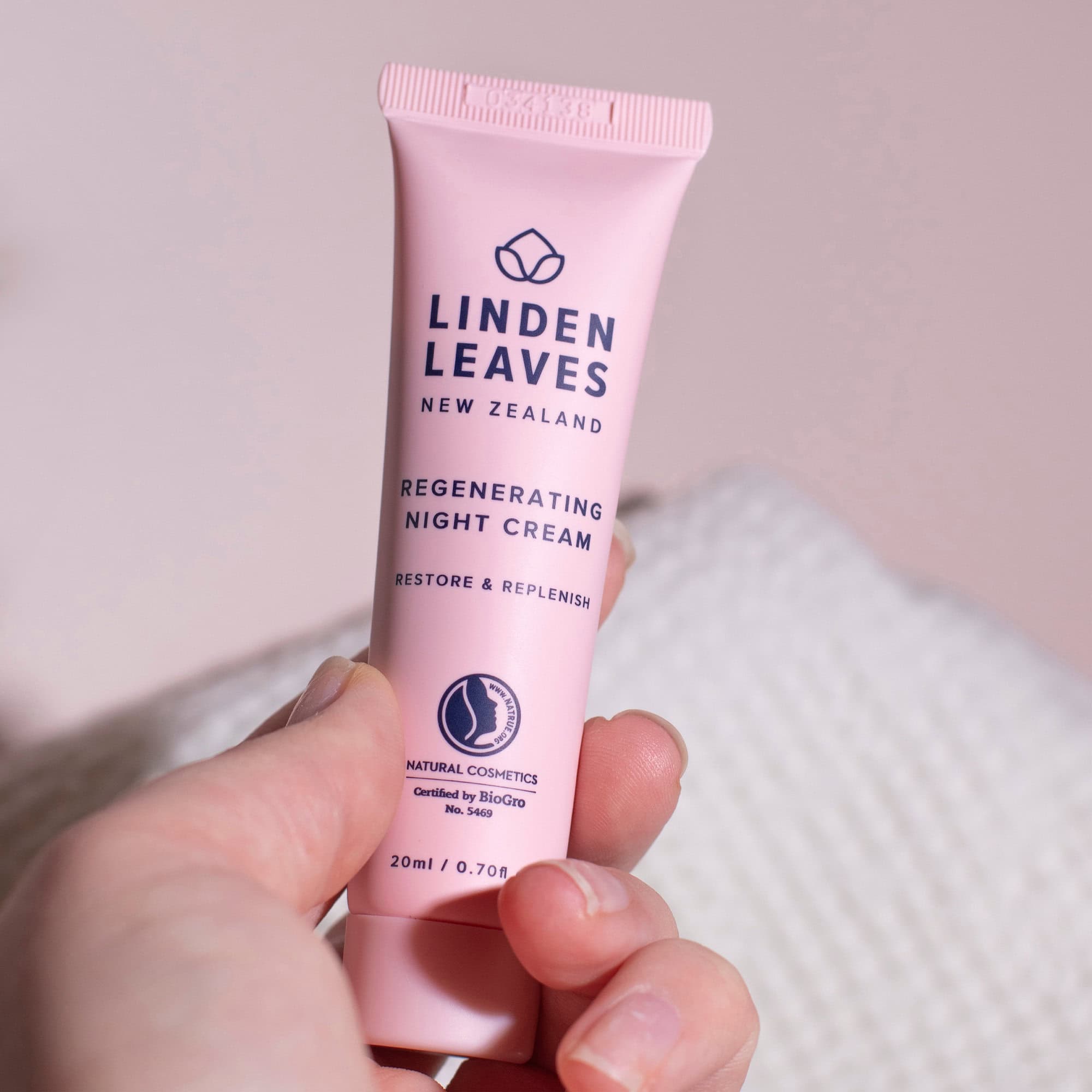 Regenerating Night Cream Travel Tube | Linden Leaves